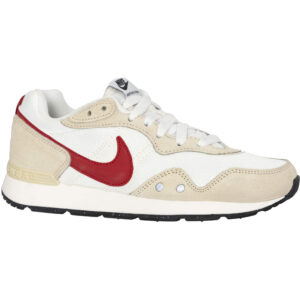 Nike Venture Runner